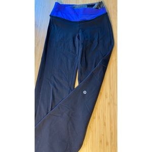 Lululemon, size 2, full length boot cut Luon pants